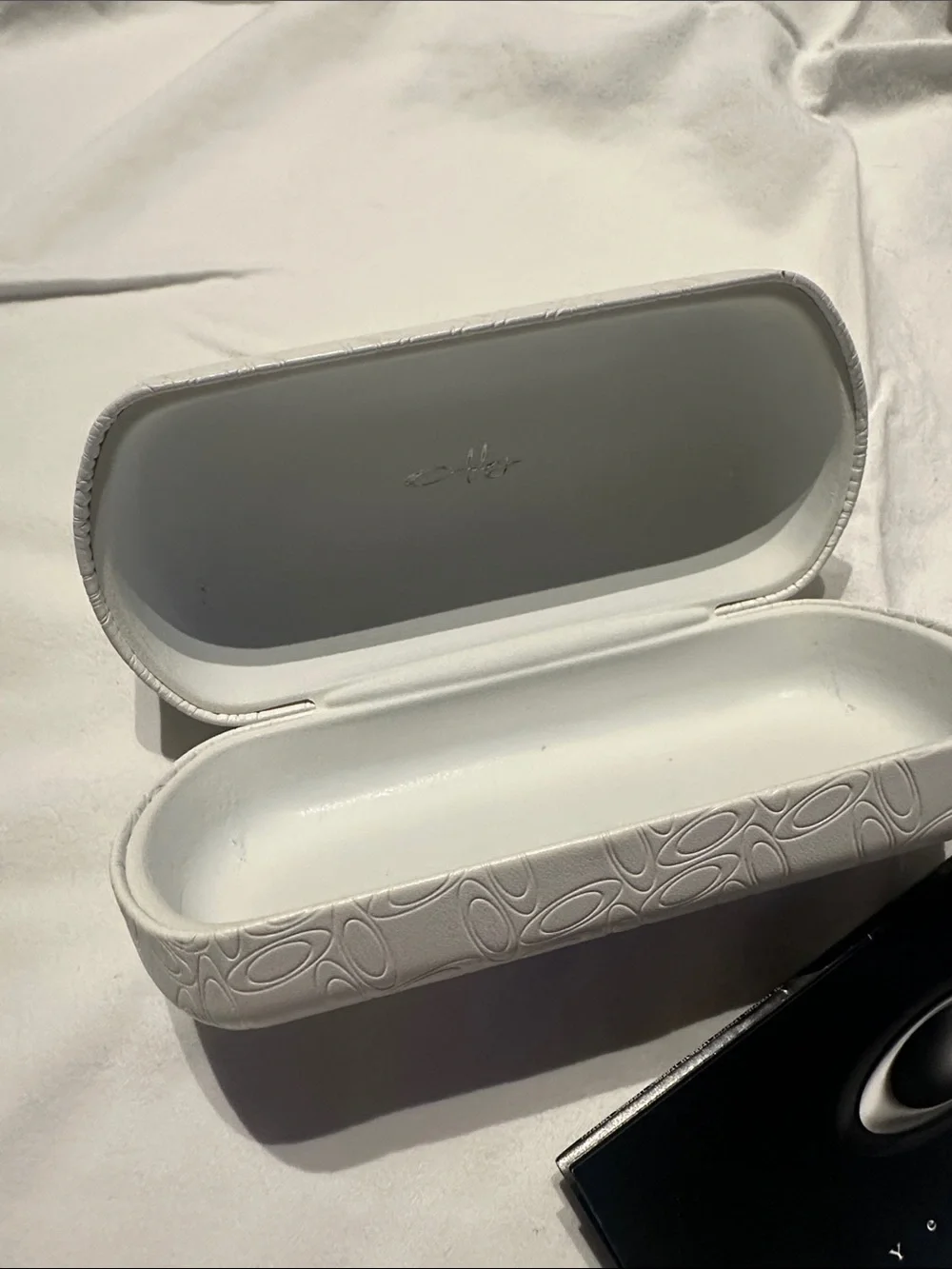 Oakley Amber Lens Translucent Brown Frame Sunglasses with White Case